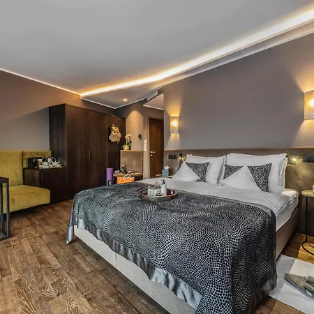 Hotel Der Weinmesser
